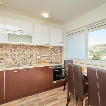 Hedera Estate, Hedera A63 Apartmán